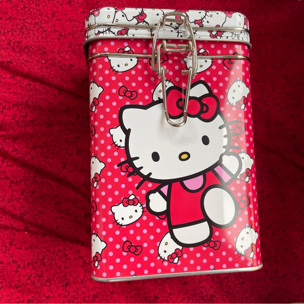 Hello Kitty Silver and Red Metal Tin with‎ hinged lid 6.5x4x4 in